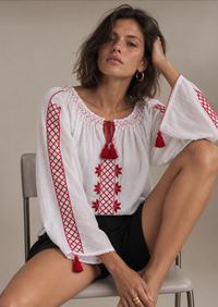 Blouse DOINA — Treillis et étoiles rouges